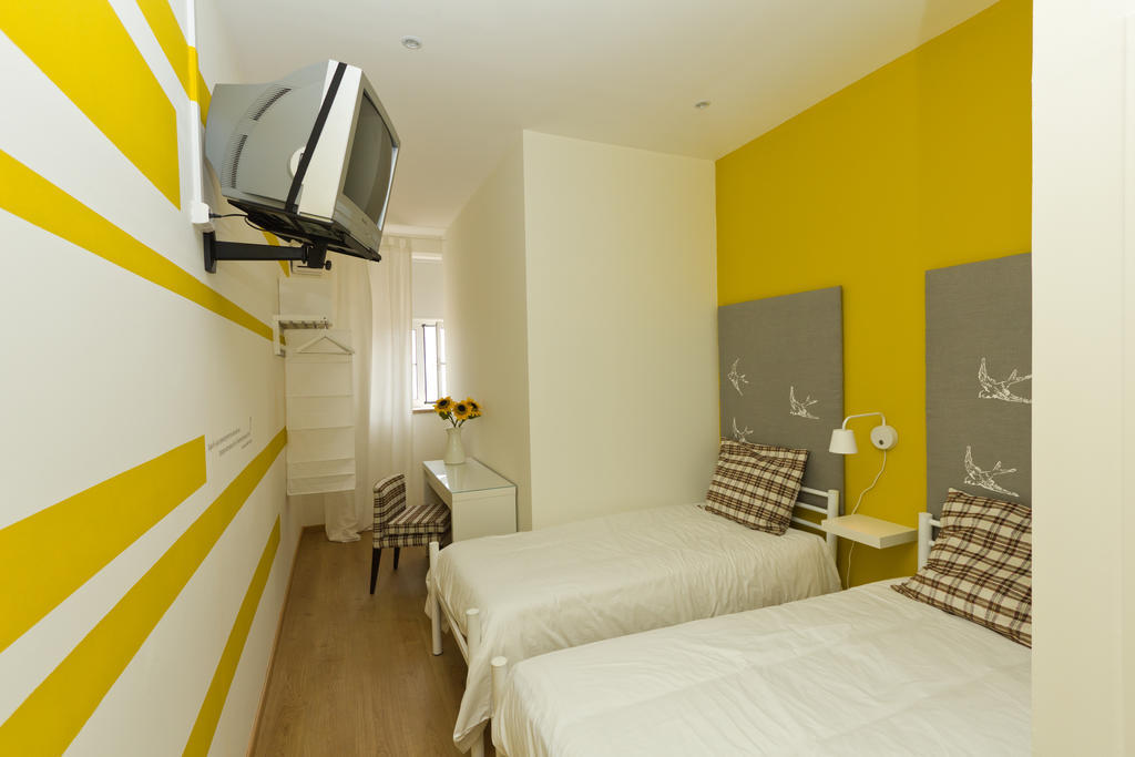 ホテル Turismo Do Seculo エストリル 部屋 写真 A room at the hotel