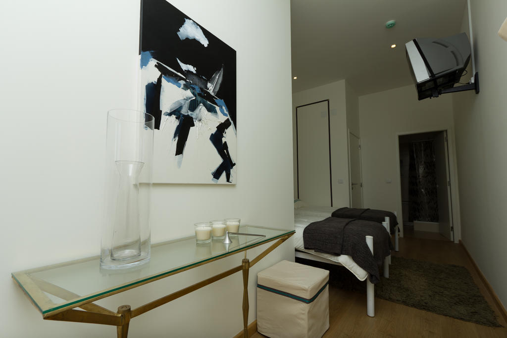 ホテル Turismo Do Seculo エストリル 部屋 写真 A bedroom in the apartment