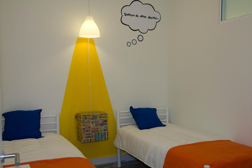 ホテル Turismo Do Seculo エストリル 部屋 写真 A room at the hotel
