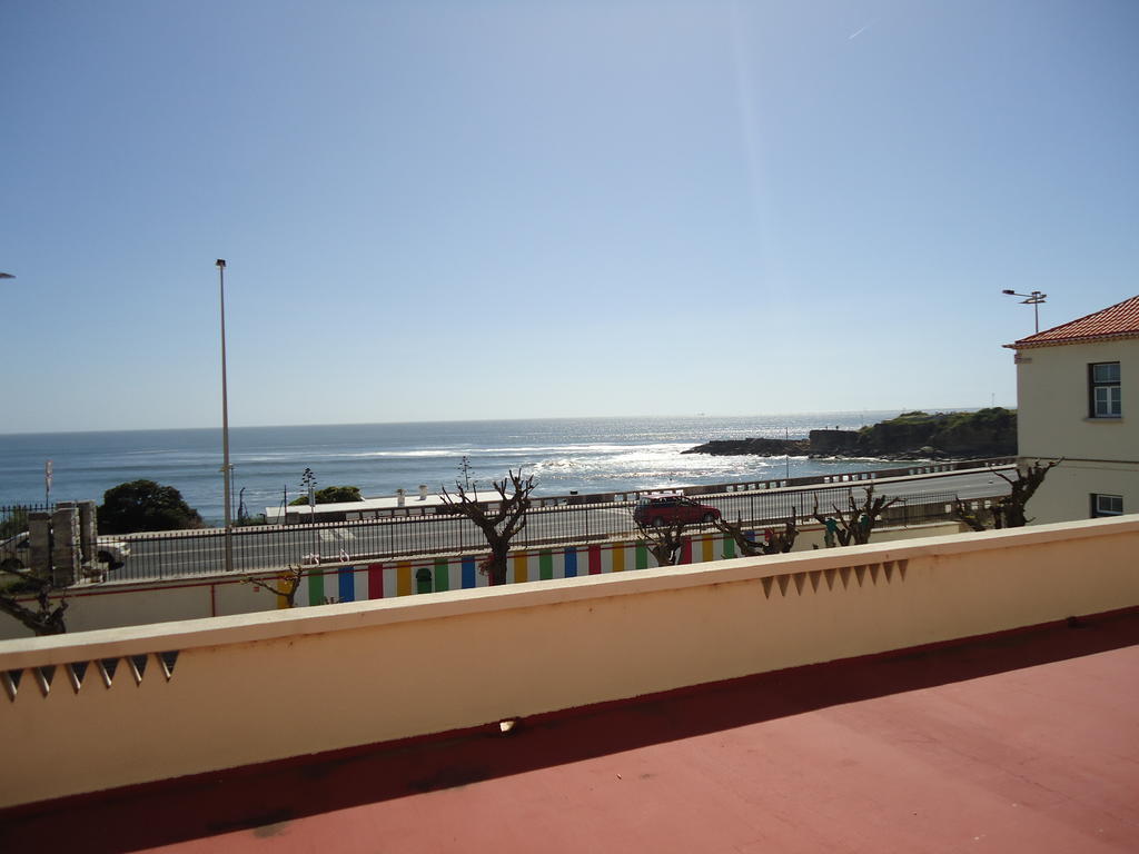 ホテル Turismo Do Seculo エストリル エクステリア 写真 View of the port of Porto Covo
